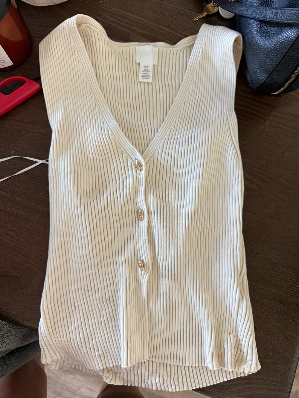 H&M Cream Ribbed V-Neck Button Tank